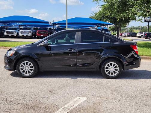 2020 Chevrolet Sonic LT