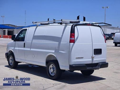 2025 Chevrolet Express 2500 Work Van