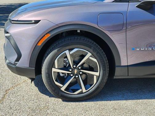 2026 Chevrolet Equinox EV LT 1