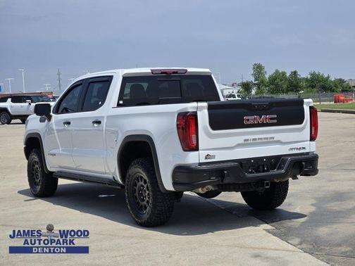 2023 GMC Sierra 1500 AT4X