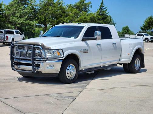 2017 RAM 3500 Laramie