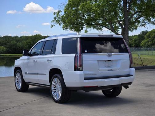2018 Cadillac Escalade Platinum