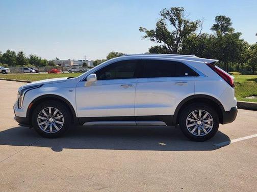2020 Cadillac XT4 Premium Luxury