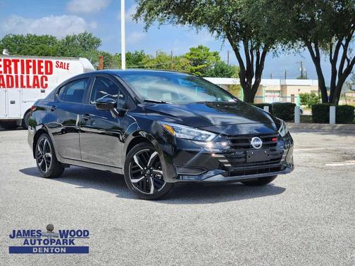 2025 Nissan Versa 1.6 SR