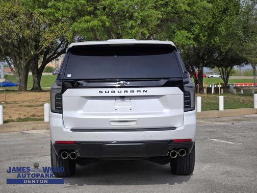 2025 Chevrolet Suburban Z71