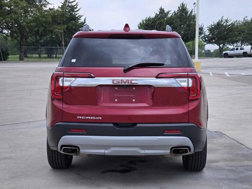 2020 GMC Acadia SLT