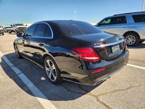 2019 Mercedes-Benz E-Class E 300