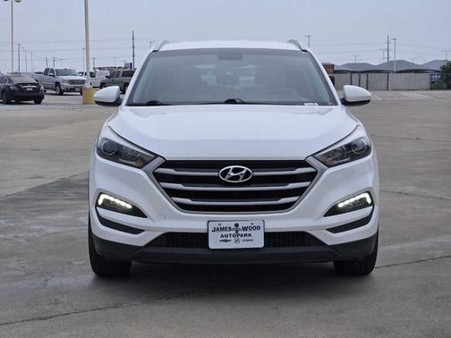 2018 Hyundai TUCSON SEL