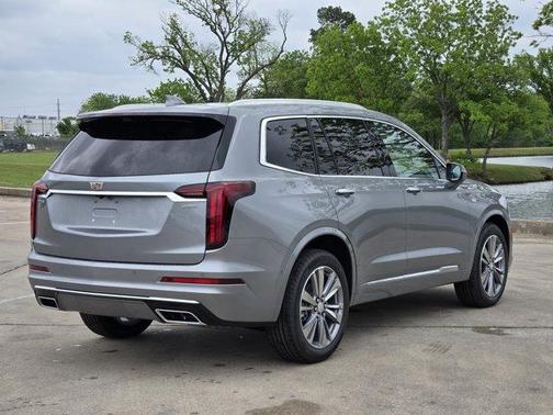 2025 Cadillac XT6 Premium Luxury FWD