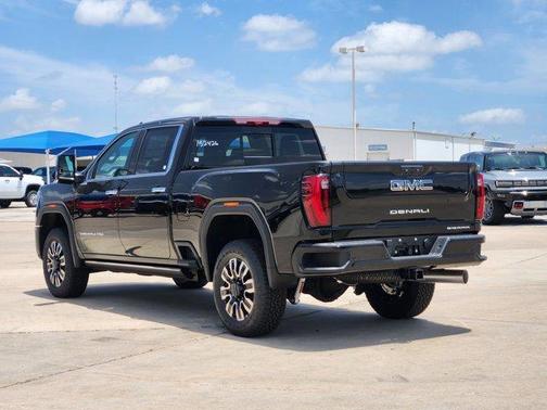 2025 GMC Sierra 2500 Denali Ultimate