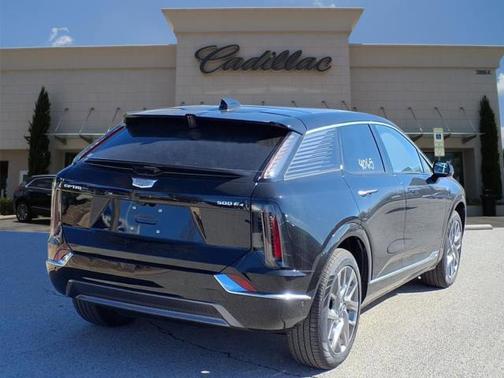2025 Cadillac OPTIQ Luxury