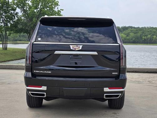 2025 Cadillac Escalade ESV Premium Luxury Platinum