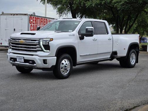 2025 Chevrolet Silverado 3500 High Country