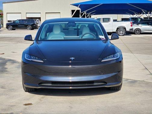 2025 Tesla Model 3 Long Range