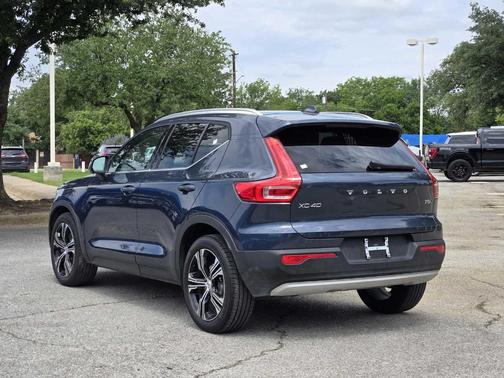 2022 Volvo XC40 T5 Inscription