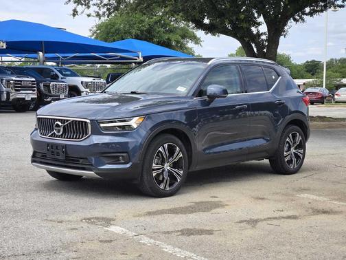 2022 Volvo XC40 T5 Inscription