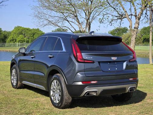 2020 Cadillac XT4 Premium Luxury