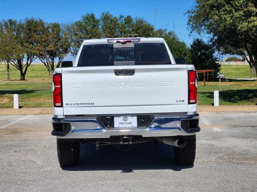 2024 Chevrolet Silverado 2500 LTZ