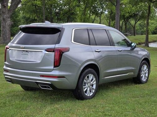 2025 Cadillac XT6 Luxury FWD