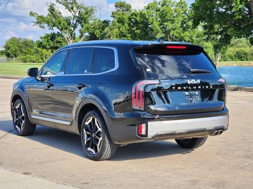 2024 Kia Telluride EX