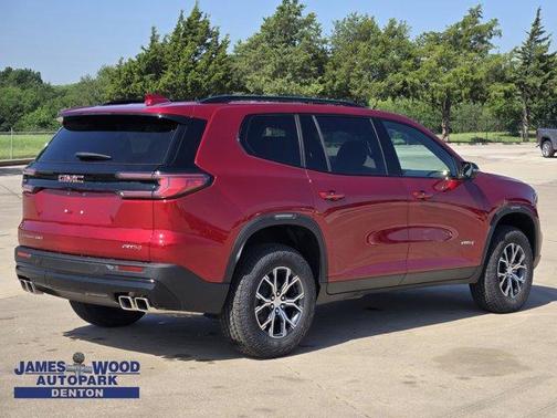 2025 GMC Acadia AT4