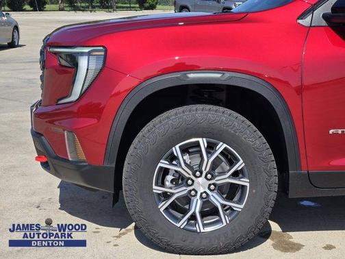 2025 GMC Acadia AT4