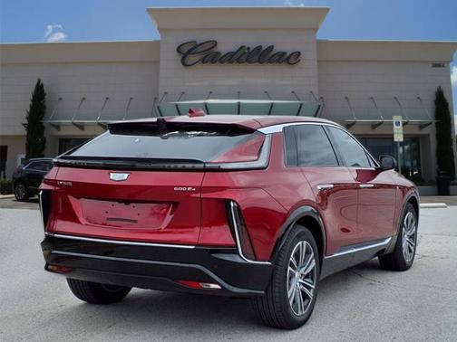 2025 Cadillac LYRIQ Luxury