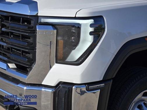 2025 GMC Sierra 2500 Pro