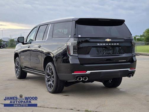 2025 Chevrolet Suburban Premier