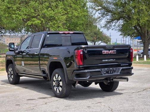 2025 GMC Sierra 2500 Denali