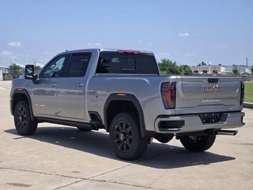 2025 GMC Sierra 2500 AT4