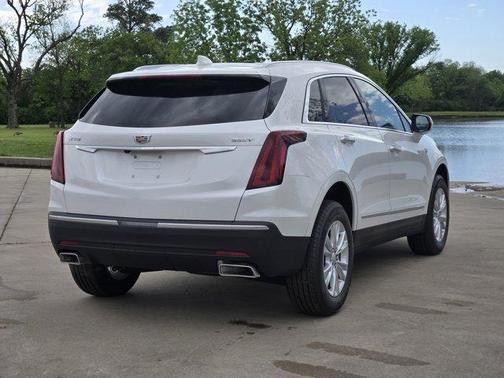 2025 Cadillac XT5 Luxury