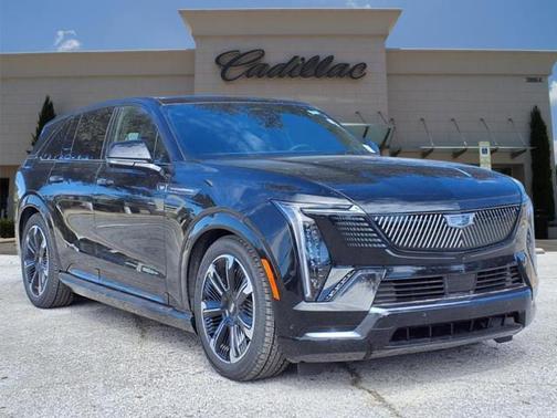 2025 Cadillac Escalade IQ 1