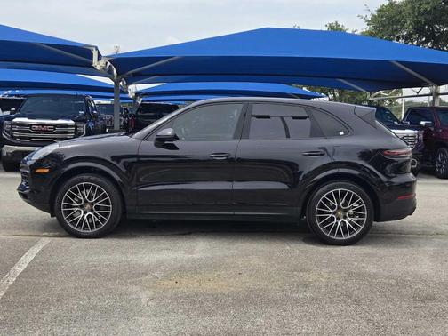 2019 Porsche Cayenne S