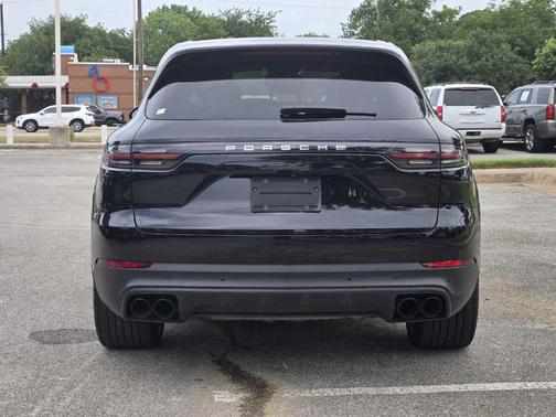 2019 Porsche Cayenne S