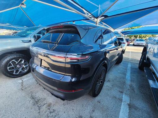 2019 Porsche Cayenne S