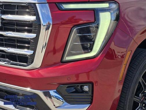 2025 GMC Yukon Elevation