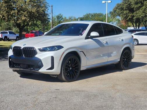 2025 BMW X6 xDrive40i