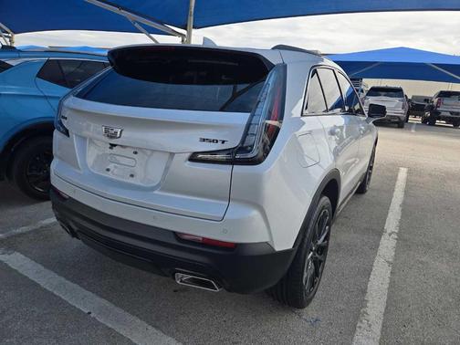 2023 Cadillac XT4 Sport