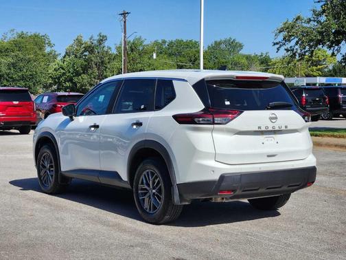 2024 Nissan Rogue S