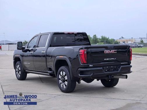 2024 GMC Sierra 2500 Denali