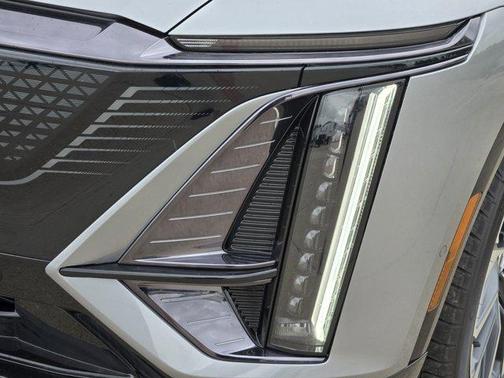 2025 Cadillac LYRIQ Sport