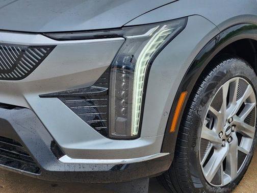 2025 Cadillac OPTIQ Luxury