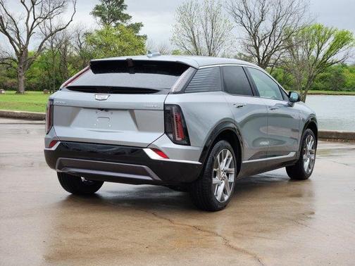 2025 Cadillac OPTIQ Luxury