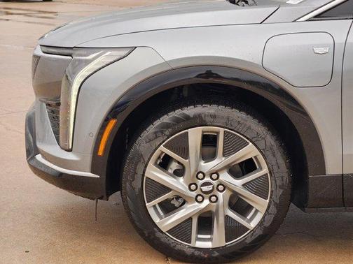 2025 Cadillac OPTIQ Luxury