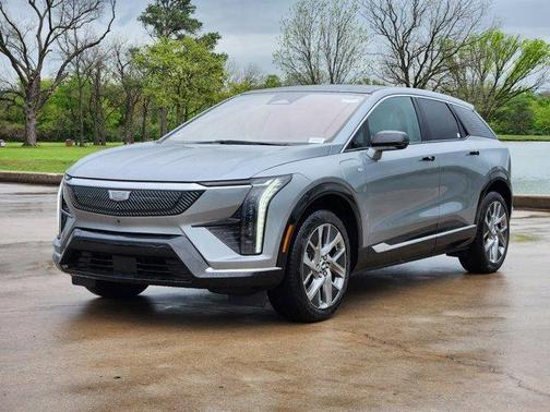 2025 Cadillac OPTIQ Luxury
