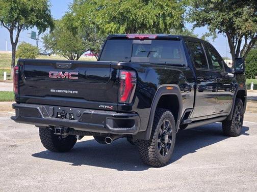 2026 GMC Sierra 2500 AT4