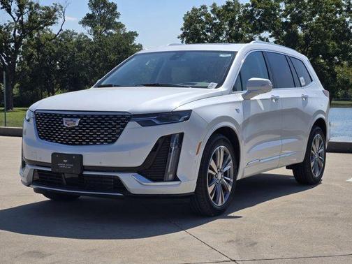 2025 Cadillac XT6 Premium Luxury FWD