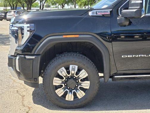 2025 GMC Sierra 2500 Denali