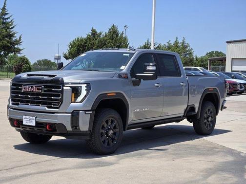 2025 GMC Sierra 2500 AT4
